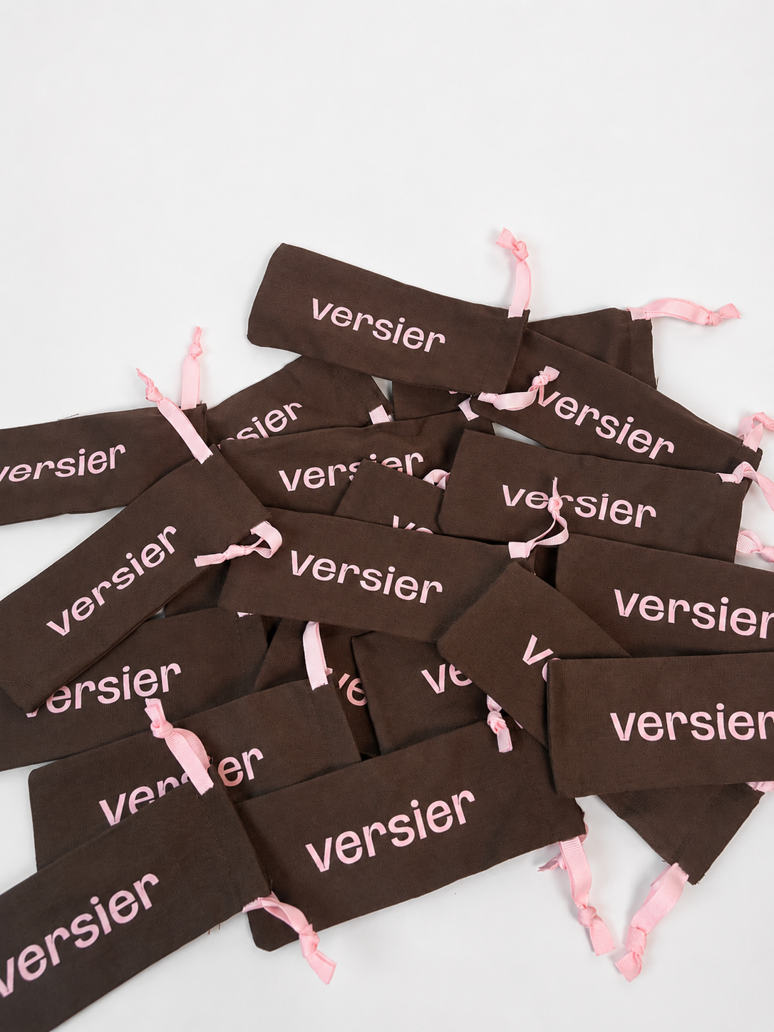 THE VERSIER SIP SET